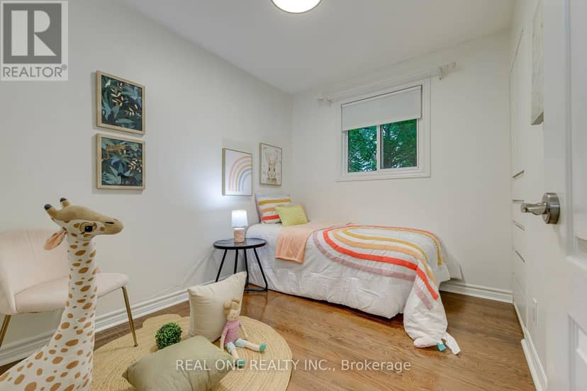 28 Osborne Crescent — photo 28 of 40
