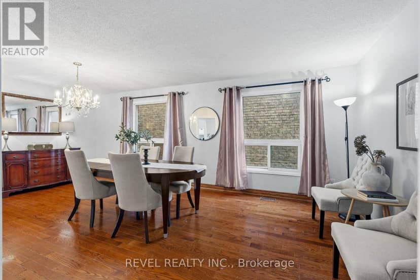 101 Sandmere Avenue, Brampton, photo 2