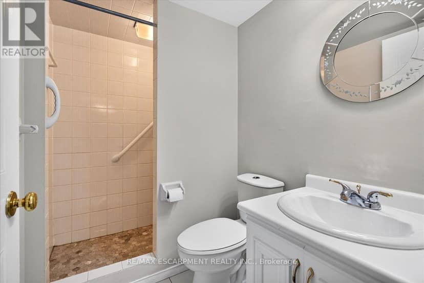 804 - 5080 Pinedale Avenue — photo 24 of 36