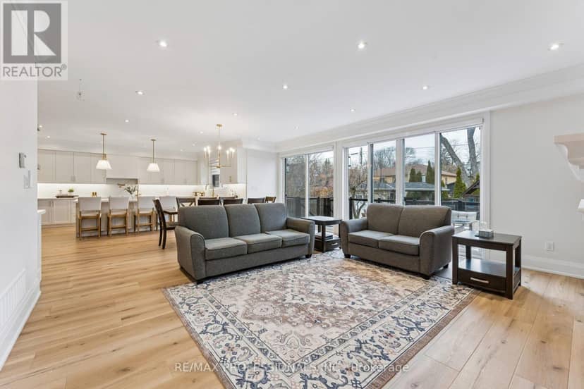 7 Ranwood Drive, Toronto, photo 7