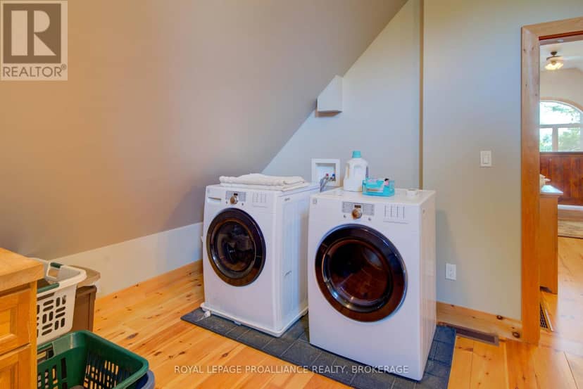 441 B Maccomish Lane — photo 34 of 40
