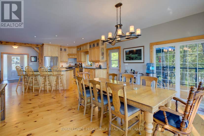 441 B Maccomish Lane — photo 18 of 40