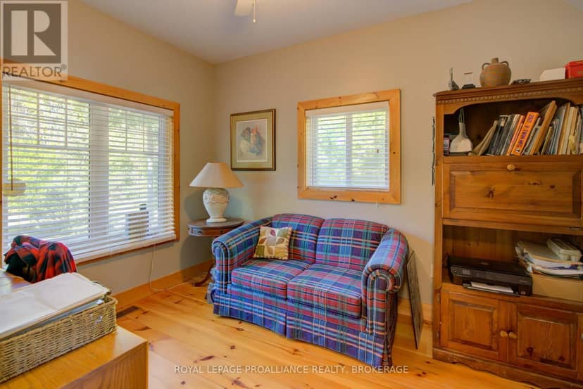 441 B Maccomish Lane — photo 21 of 40