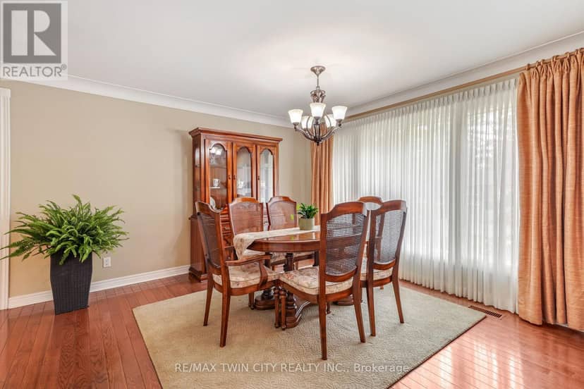 25 Brier Crescent — photo 10 of 40
