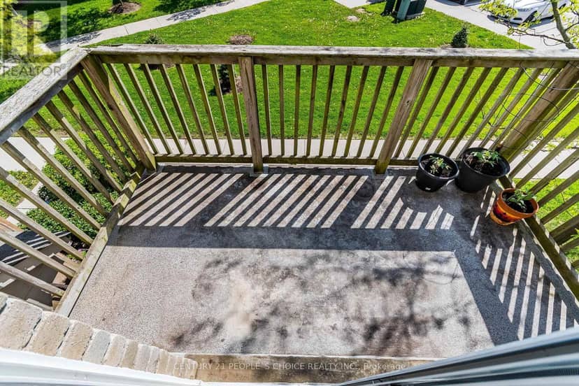 9 - 35 Mountford Drive — photo 21 of 40