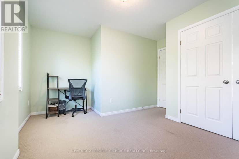 9 - 35 Mountford Drive — photo 35 of 40
