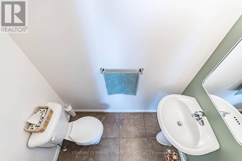 9 - 35 Mountford Drive — photo 36 of 40