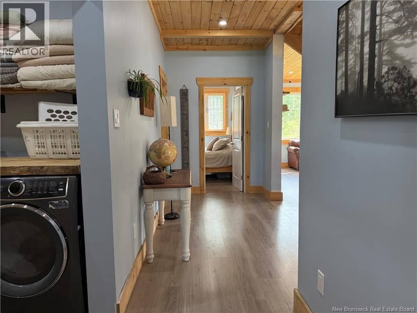 1689 Kintore Road — photo 9 of 40