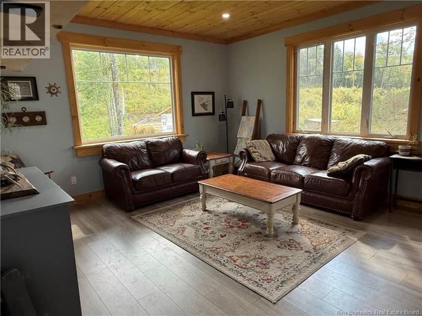 1689 Kintore Road — photo 25 of 40