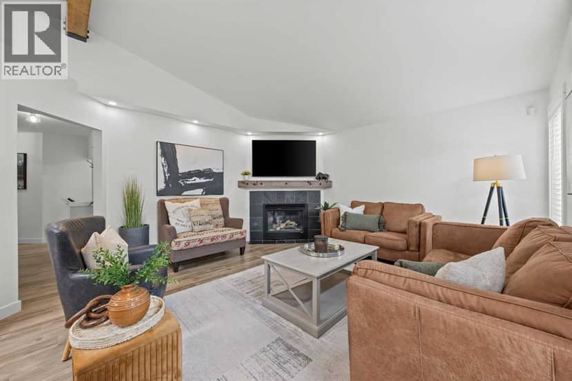 75 Valley Brook Circle NW, Calgary, photo 6