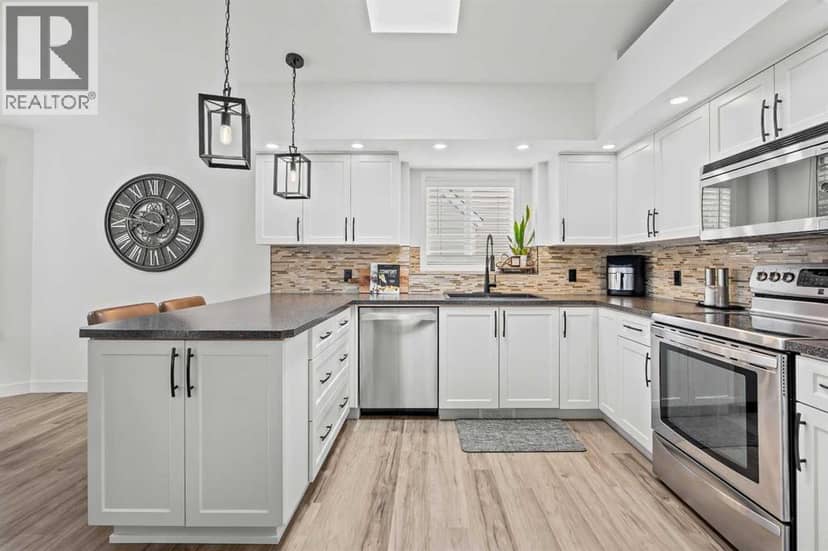 75 Valley Brook Circle NW — photo 11 of 40