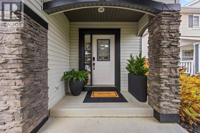 75 Valley Brook Circle NW, Calgary, photo 2