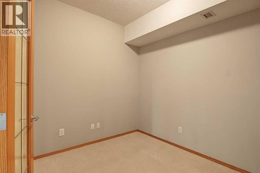 209, 15 Everstone Drive SW, Calgary, photo 6