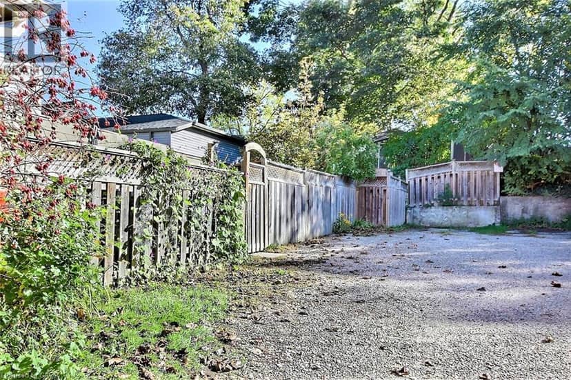 223 WATER Street N — photo 21 of 21