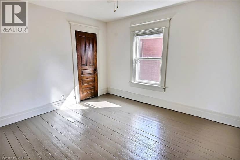223 WATER Street N — photo 15 of 21