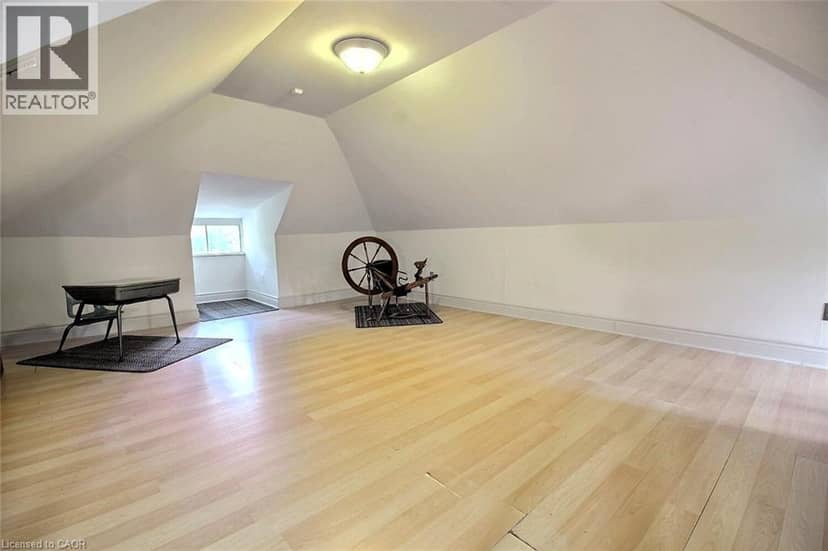 223 WATER Street N — photo 12 of 21