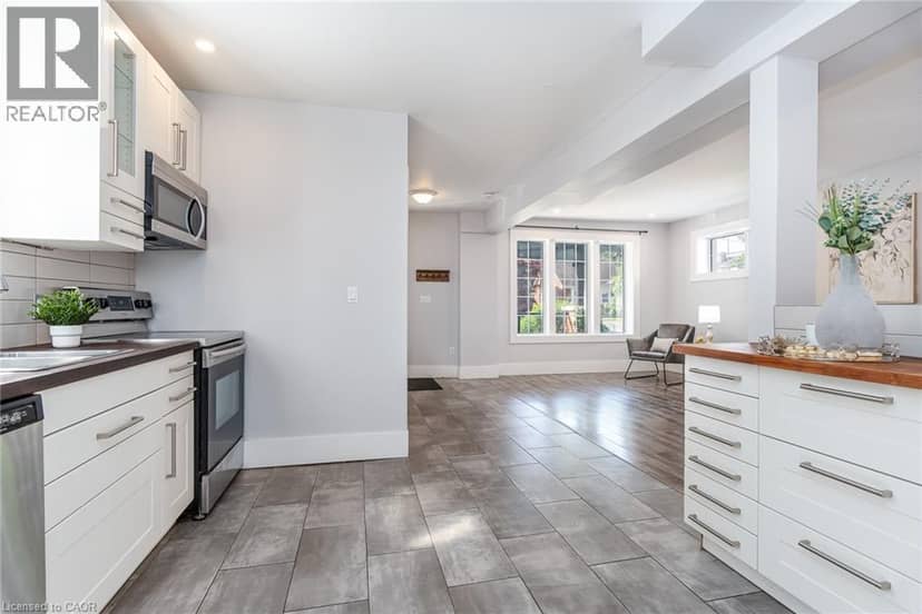 40 WOODLAND Avenue — photo 18 of 40
