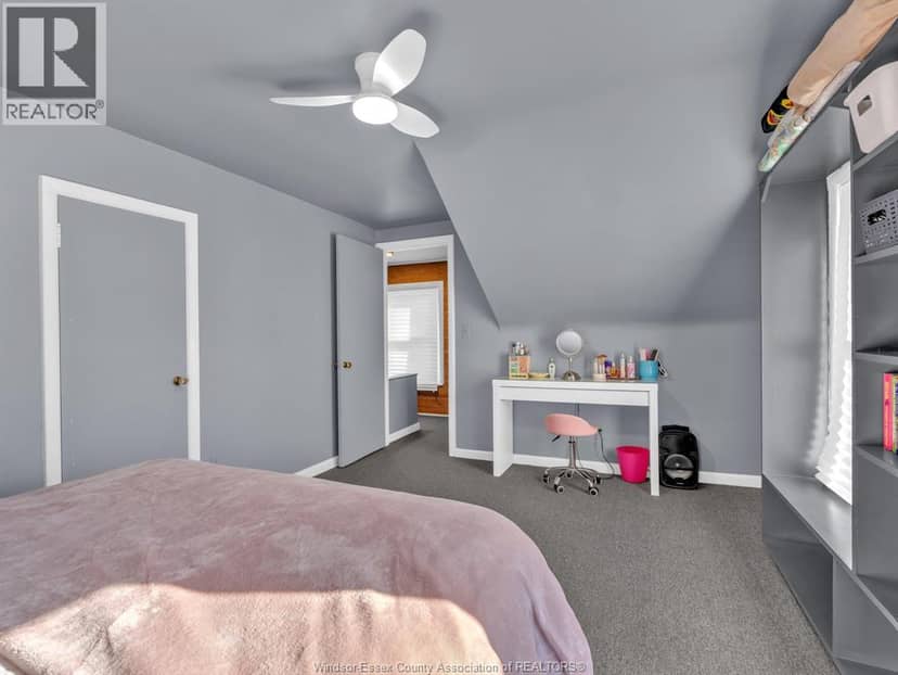 1030 Fairview Boulevard — photo 21 of 40