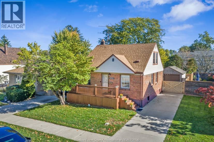 1030 Fairview Boulevard — photo 3 of 40
