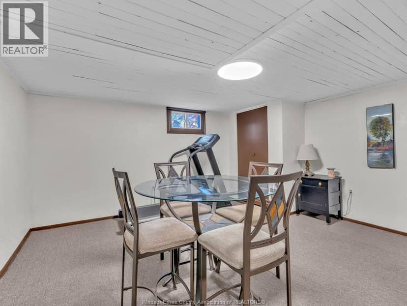 1030 Fairview Boulevard — photo 31 of 40