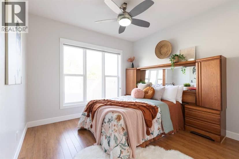 508D 5 Avenue SE — photo 22 of 40