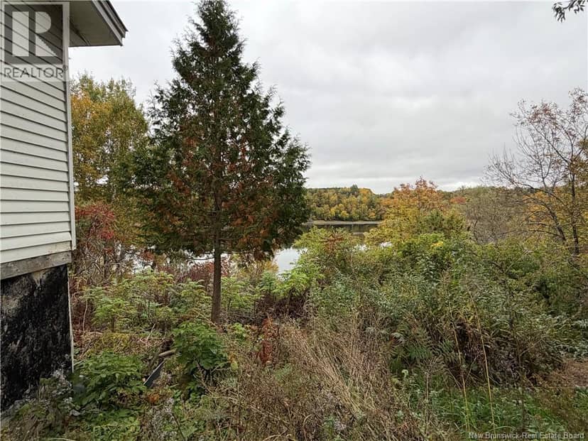 21 Bath Ferry Road — photo 5 of 8