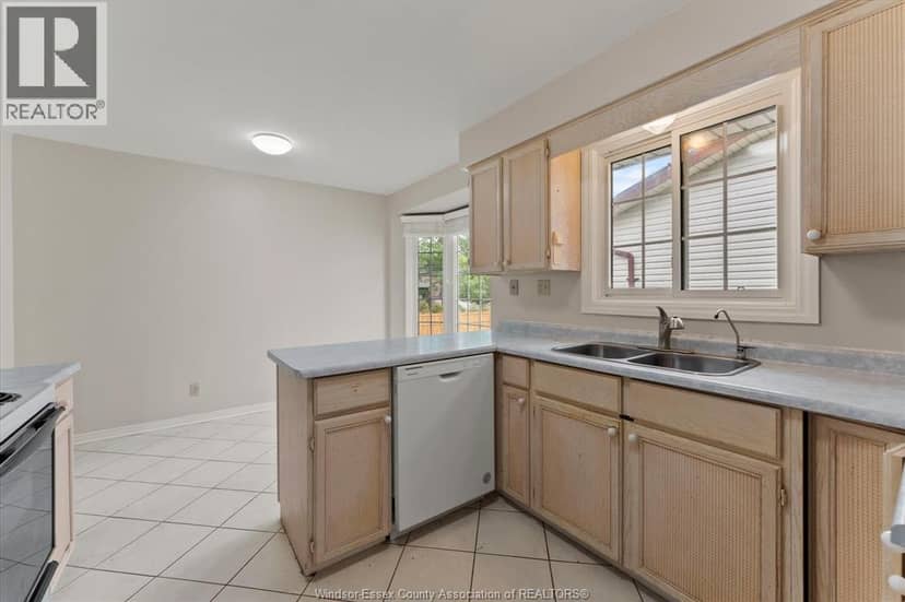 239 Bouffard Road — photo 15 of 40