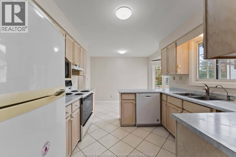 239 Bouffard Road — photo 14 of 40