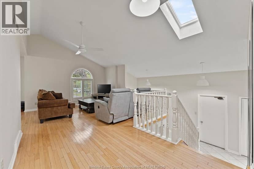 239 Bouffard Road — photo 7 of 40