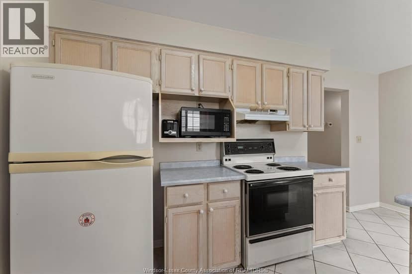 239 Bouffard Road — photo 17 of 40