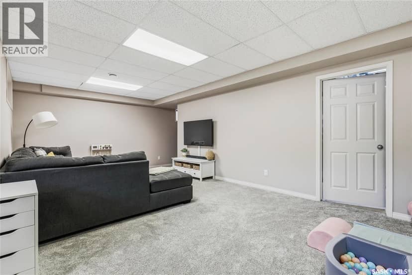 2614 Alfred CRESCENT — photo 33 of 39