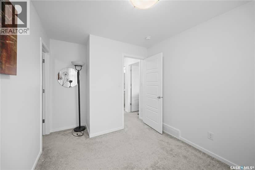 814 LaBine CRESCENT — photo 23 of 40