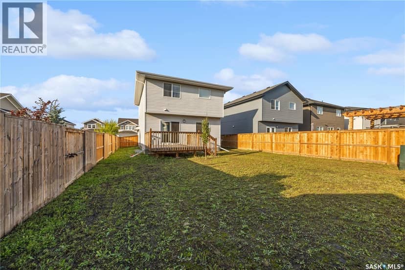 814 LaBine CRESCENT — photo 36 of 40