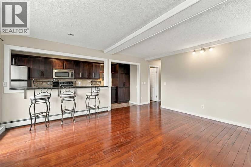 6, 1905 11 Avenue SW — photo 11 of 27