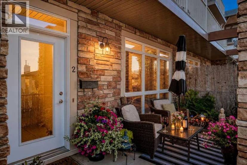 2, 140 Rockyledge View NW, Calgary, photo 3