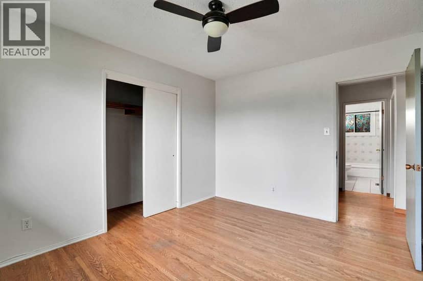 5404 Valentine Crescent SE — photo 21 of 35