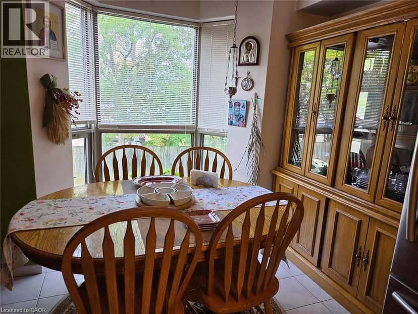 240 QUIGLEY Road Unit# 201 — photo 11 of 29