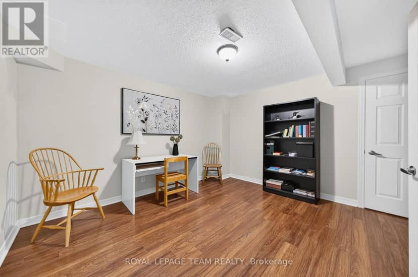 8 Partridge Drive — photo 38 of 40