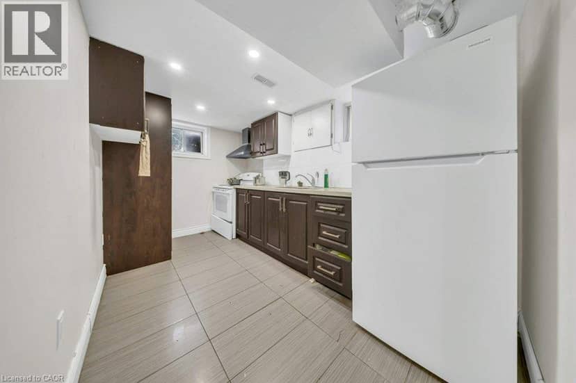 441 WEST 5TH Street — photo 27 of 40