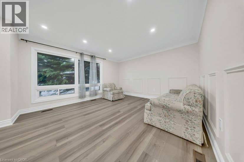 441 WEST 5TH Street, Hamilton, photo 8