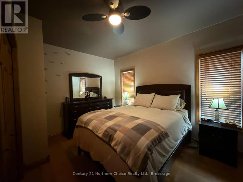 648 Scott Street — photo 21 of 40