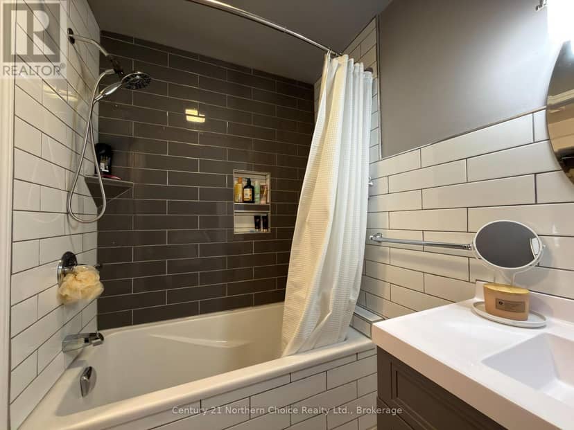 648 Scott Street — photo 28 of 40