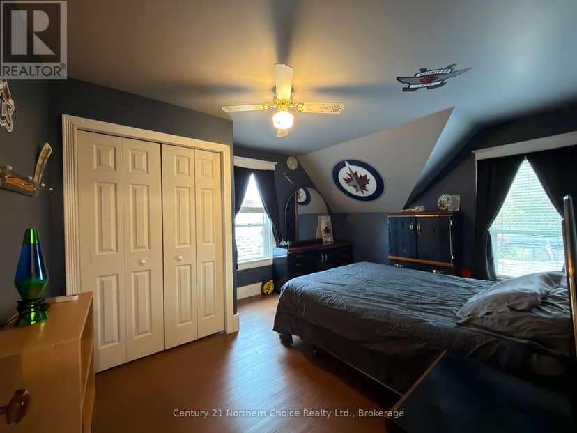 648 Scott Street — photo 30 of 40