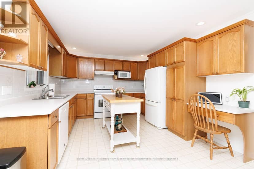 105 Wellandvale Drive — photo 13 of 40