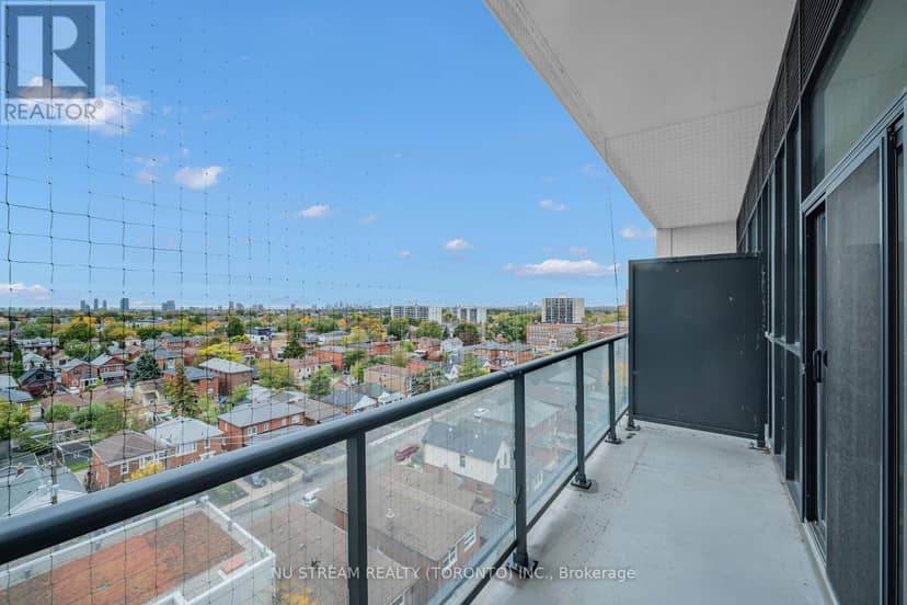 810 - 1603 Eglinton Avenue W — photo 26 of 32