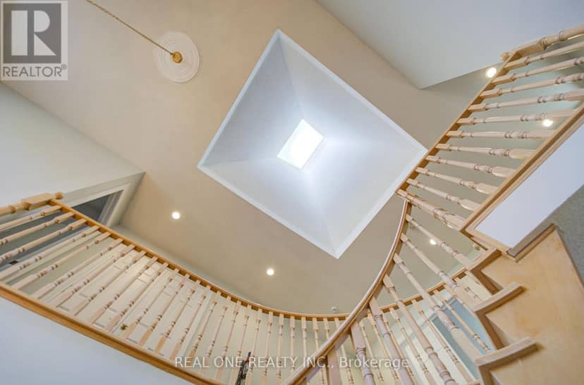261 McKee Avenue, Toronto, photo 5