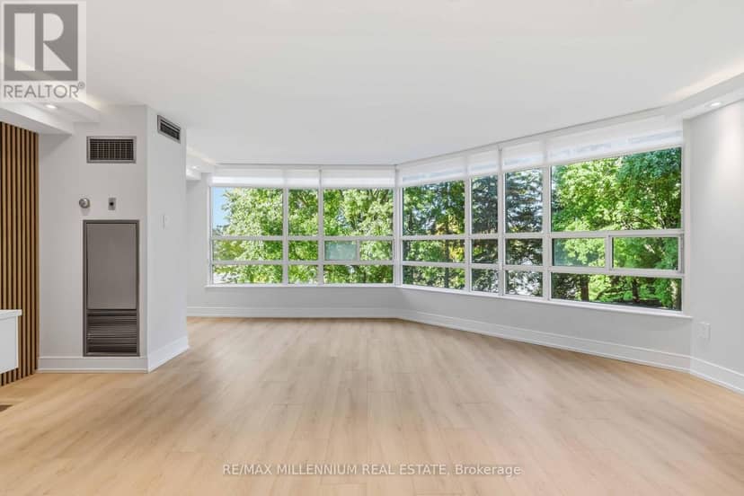 223 - 7805 Bayview Avenue — photo 13 of 40