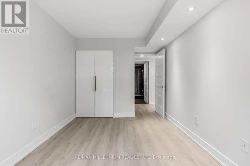 223 - 7805 Bayview Avenue — photo 21 of 40