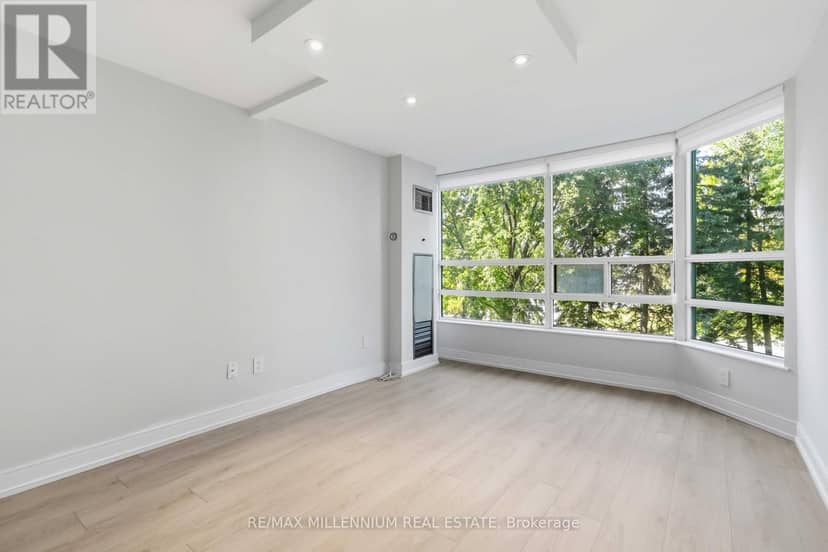 223 - 7805 Bayview Avenue — photo 27 of 40