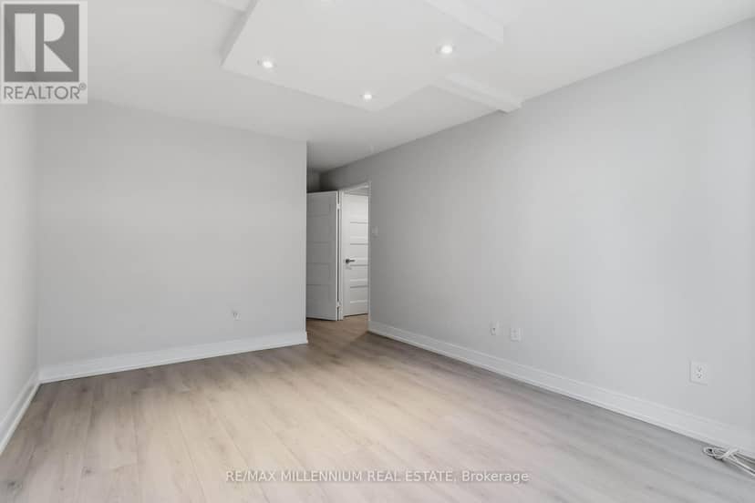 223 - 7805 Bayview Avenue — photo 28 of 40